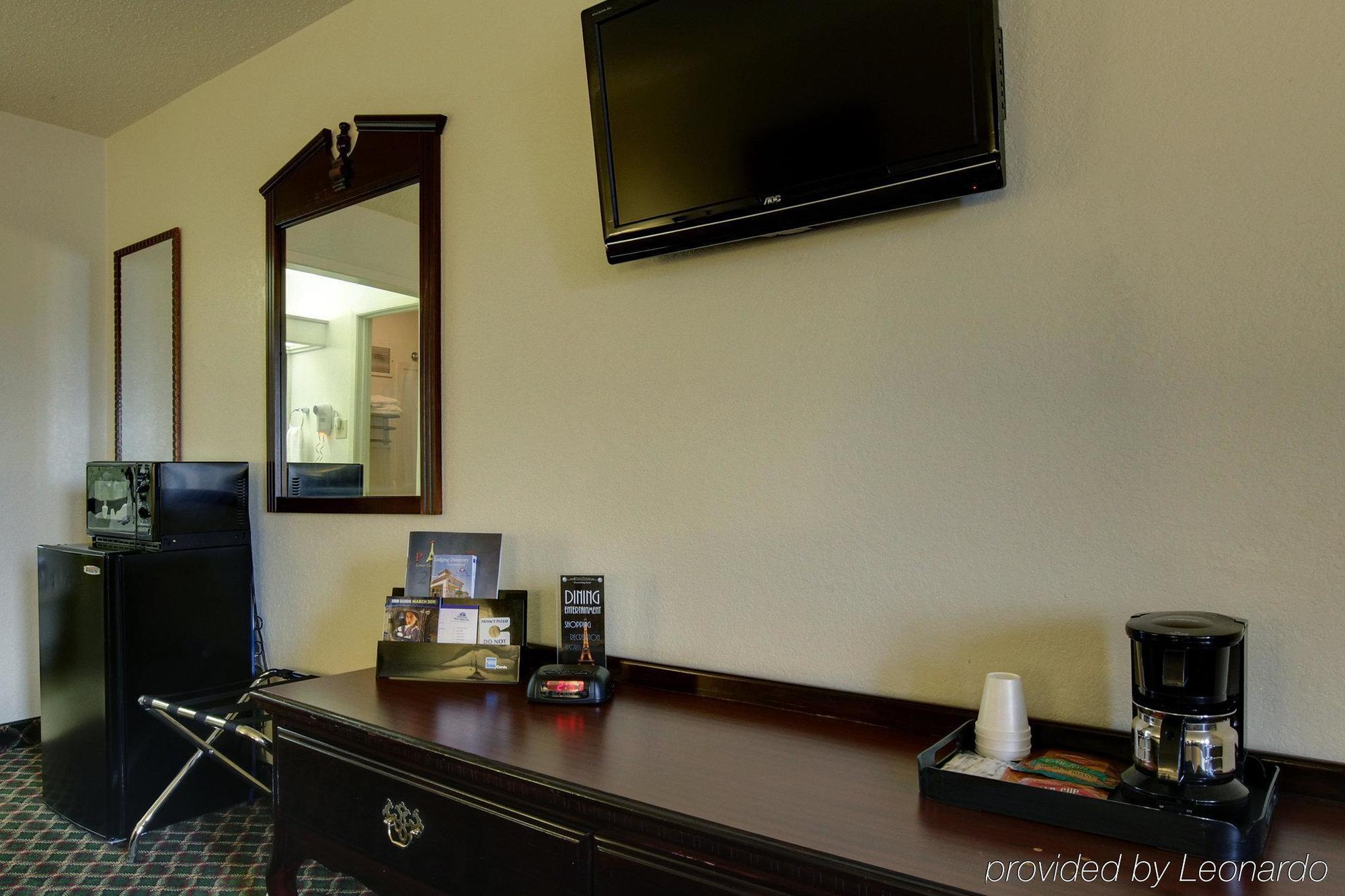 Americas Best Value Inn Paris Extérieur photo