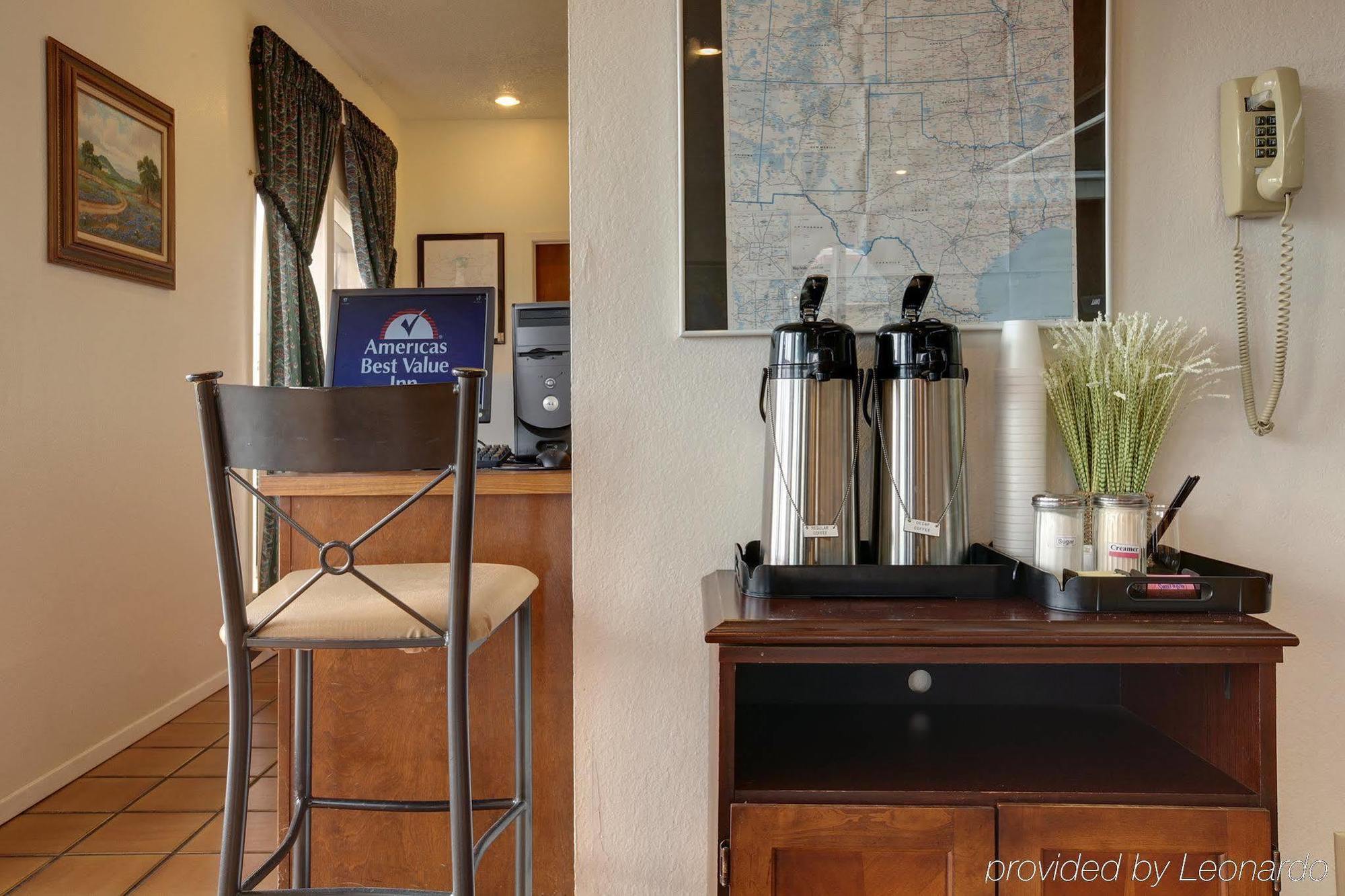 Americas Best Value Inn Paris Extérieur photo