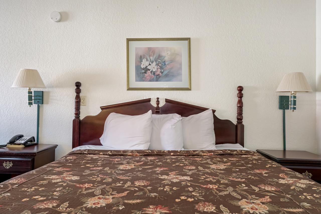 Americas Best Value Inn Paris Extérieur photo