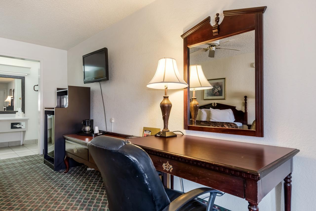 Americas Best Value Inn Paris Extérieur photo