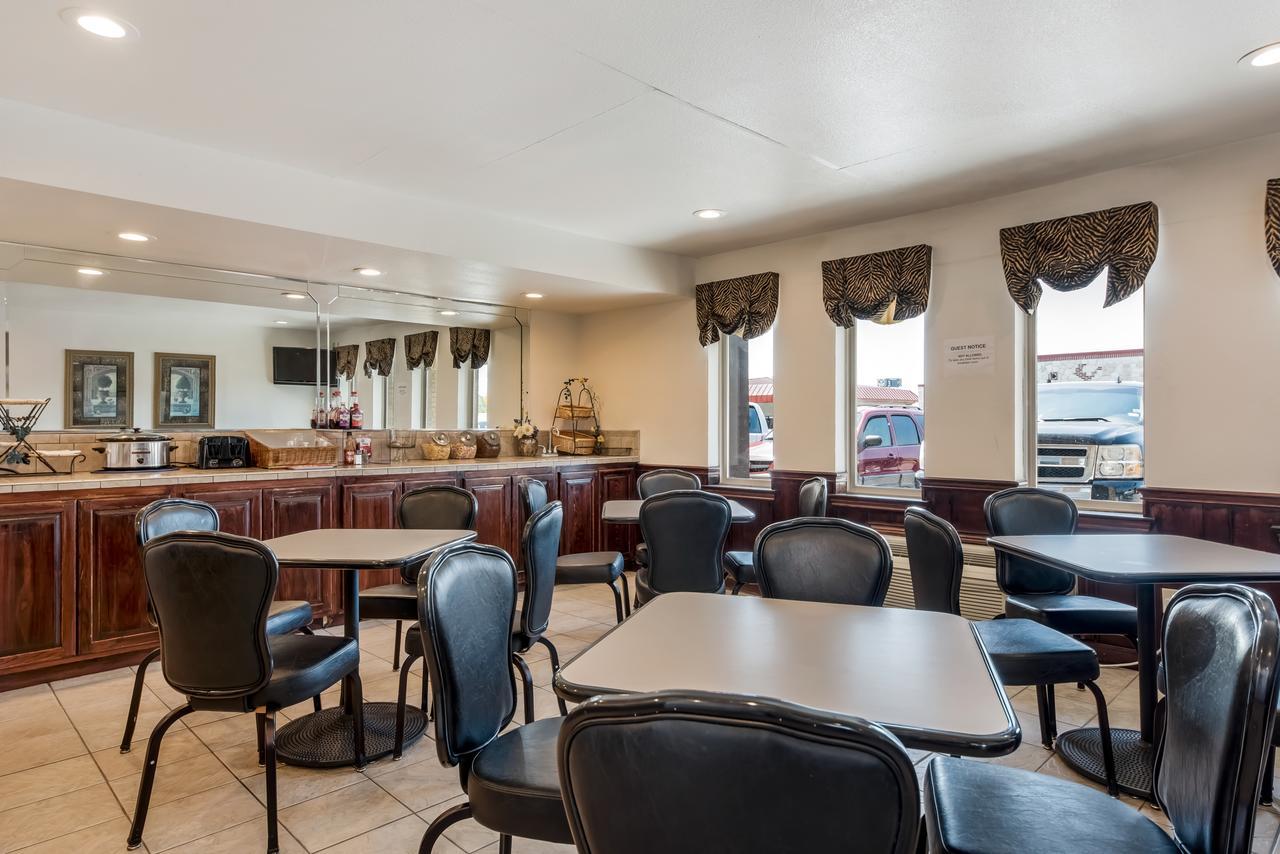 Americas Best Value Inn Paris Extérieur photo